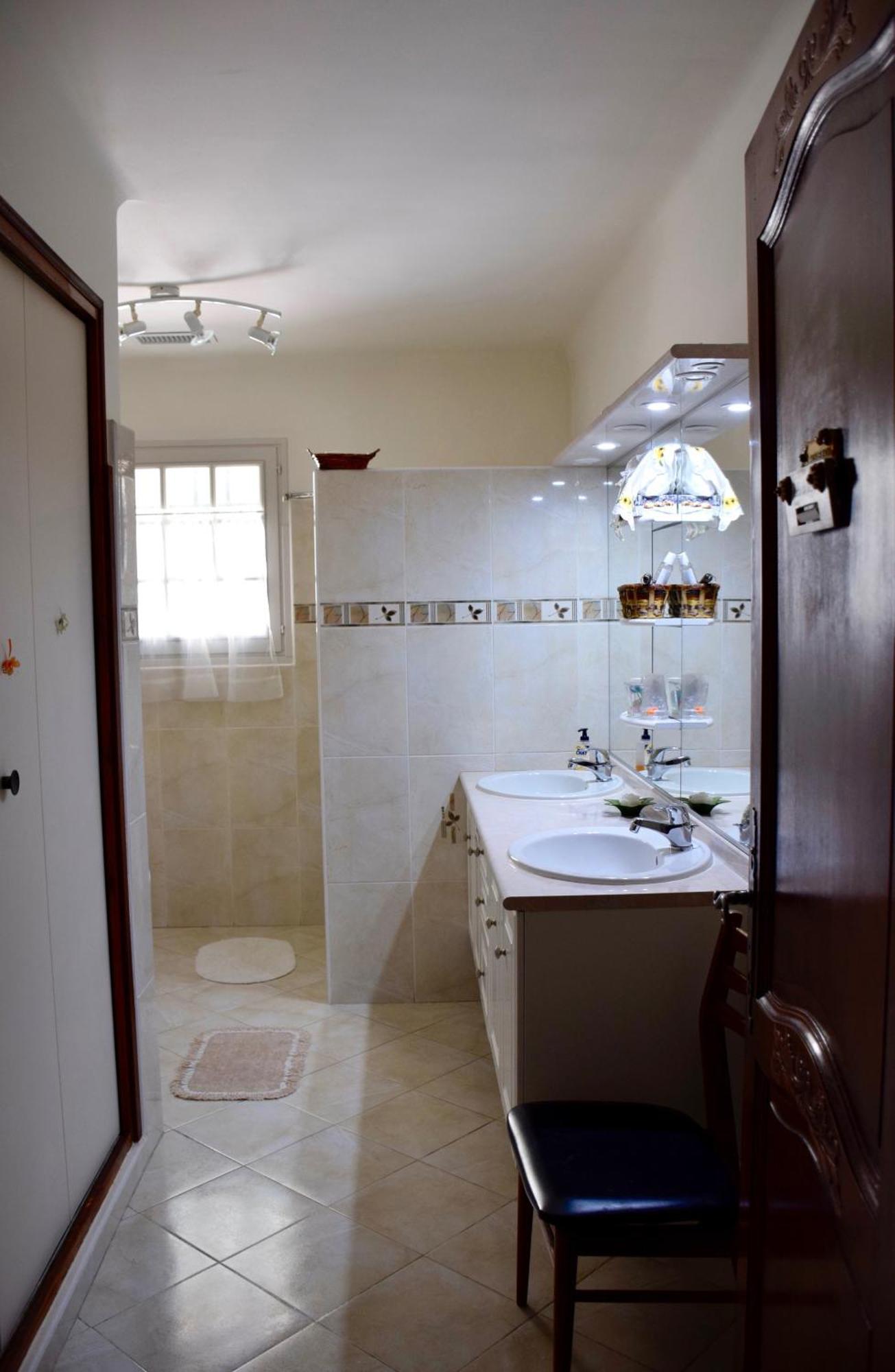 לאמבסק Chambre D'Hotes La Pinede מראה חיצוני תמונה